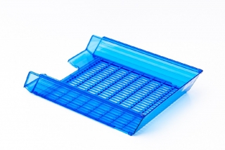Zakladač plastový děrovaný transparentní, modrý